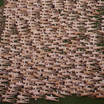 Spencer Tunick-Motiv aus dem Ernst-Happel-Stadion in Wien