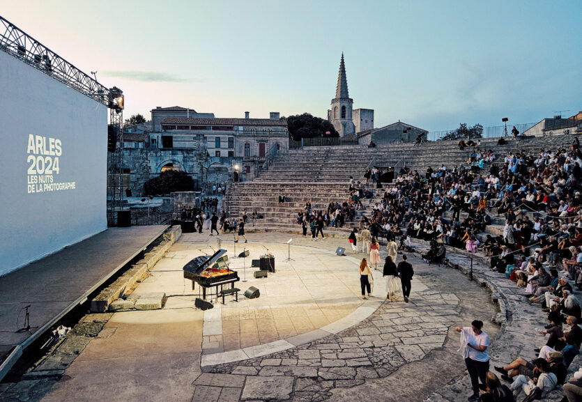 Im Antiken Theater von Arles fanden in der Eröffnungswoche wieder zahlreiche Vorträge, Konzerte und Preisverleihungen statt.