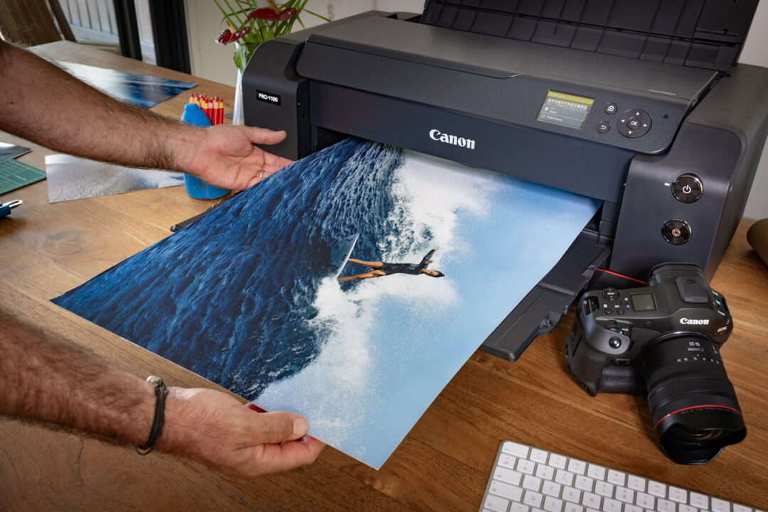 Canon erweitert das Sortiment der Fotodrucker um den Imageprograf PRO-1100, der sich speziell an Profifotografen richtet. © Canon