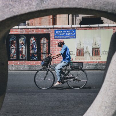 Street Photography lebt von spontanen Aufnahmen und interessanten Perspektiven. © Phan Anh / Pixabay