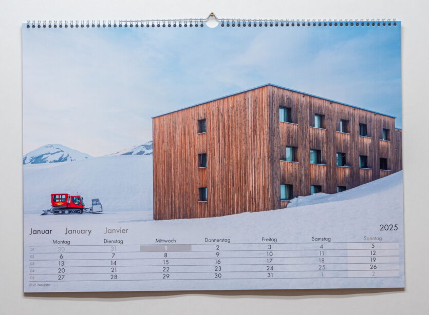 Fotokalender-Test 2024: Fotobuch.de A2 Brillant Silk quer