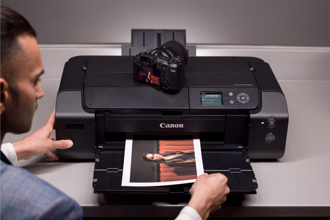 Der imagePrograf Pro-310 druckt bis zum Format A3+ (13 Zoll).