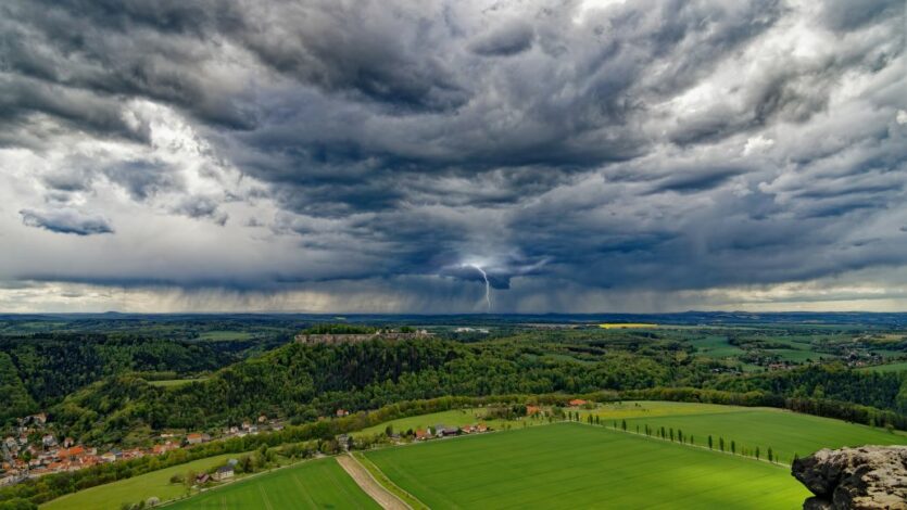 8. Platz beim Lesergalerie-Wettbewerb zum Thema „Schlechtes Wetter"